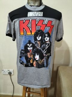 SIZE L KISS