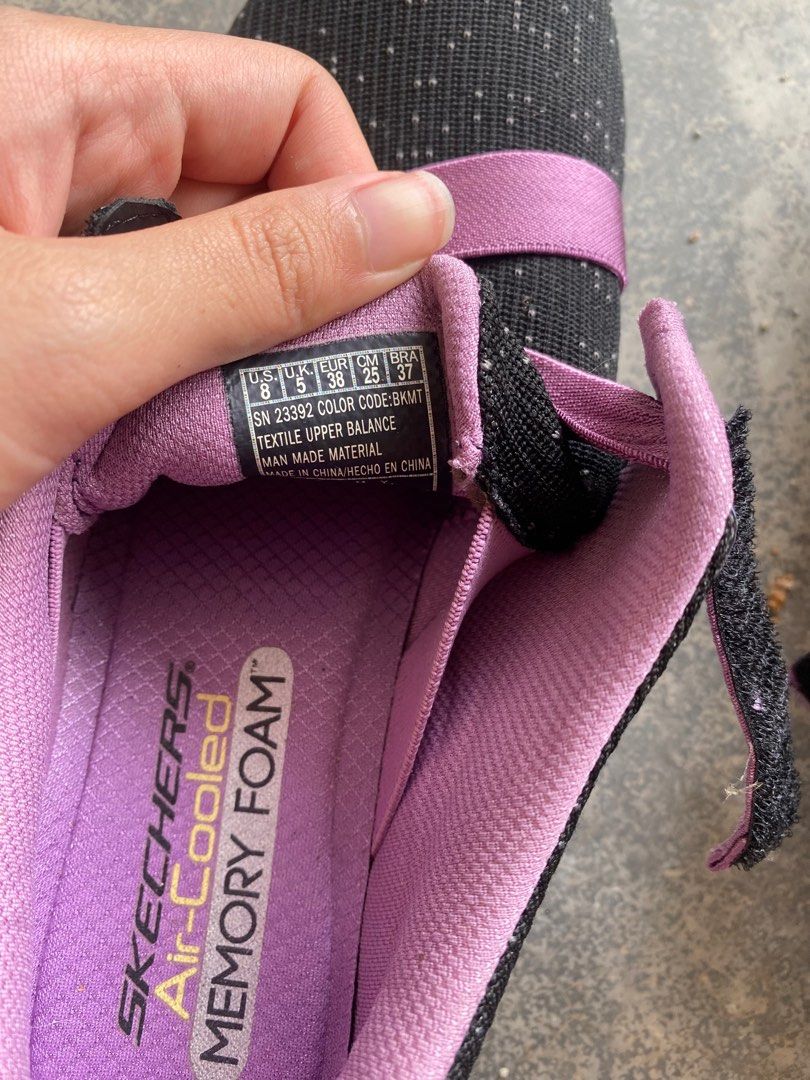 Skechers air cooled online memory foam velcro