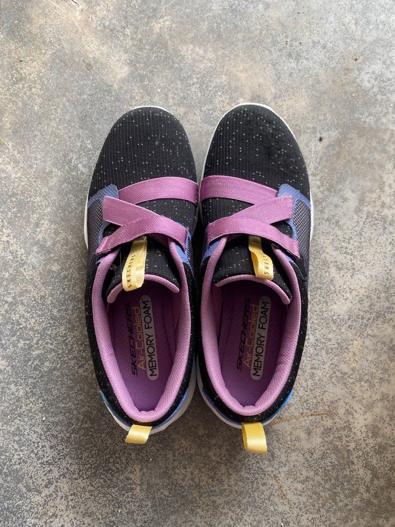 Skechers air cooled hot sale memory foam velcro