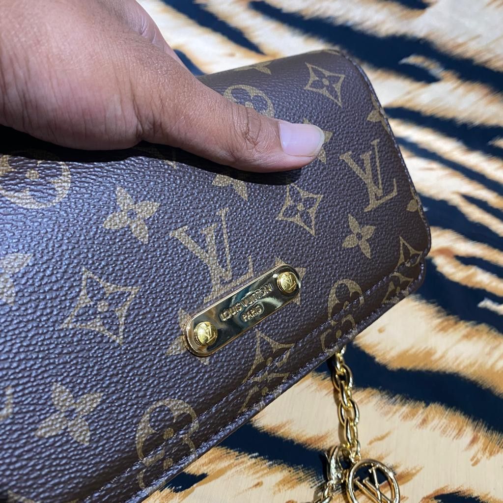 Mulus .authentic dompet wanita .wallet louis vuitton .lv, Fesyen Wanita,  Tas & Dompet di Carousell