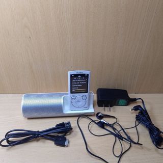 Classic Sony walkman MP3 14gb with Sony speaker