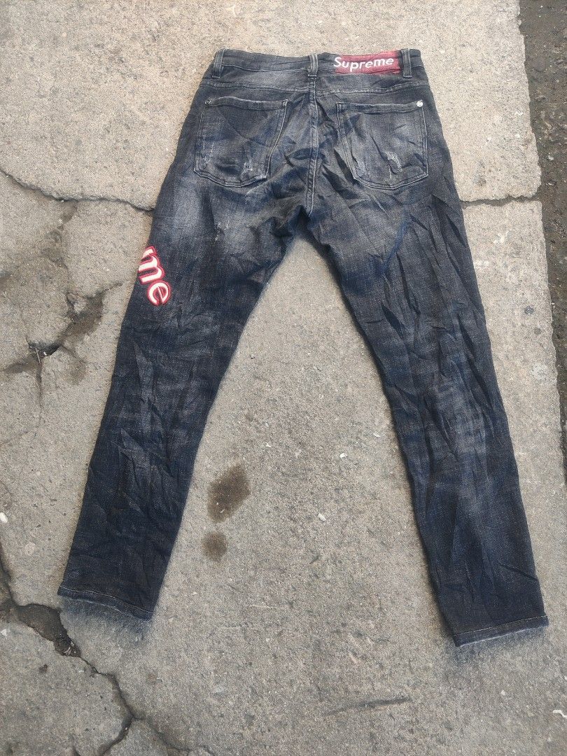 Supreme ripped sale jeans