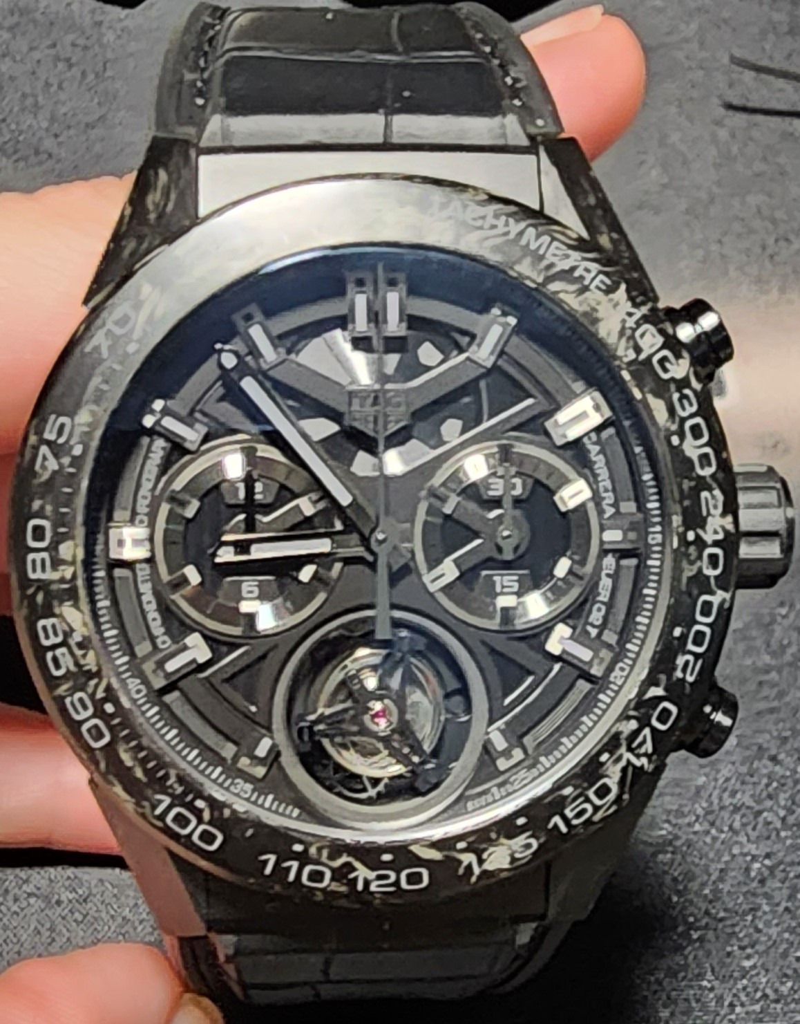 Tourbillon carrera carbon automatic watch deals