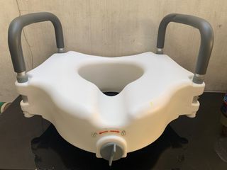 Toilet Seat Riser 4.5" High Portable Twist Lock Design