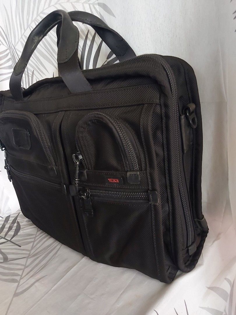 Alpha organizer top