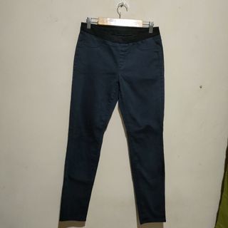 Uniqlo | Jegging Suede Long Pants Women Uniqlo/Celana Panjang Jegging Wanita Uniqlo/Celana Uniqlo/Jegging Uniqlo