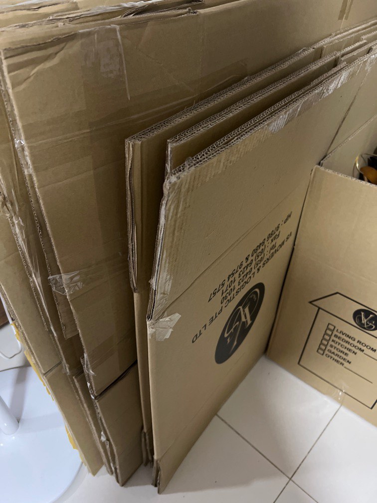 Used carton boxes for sale, Furniture & Home Living, Home Improvement