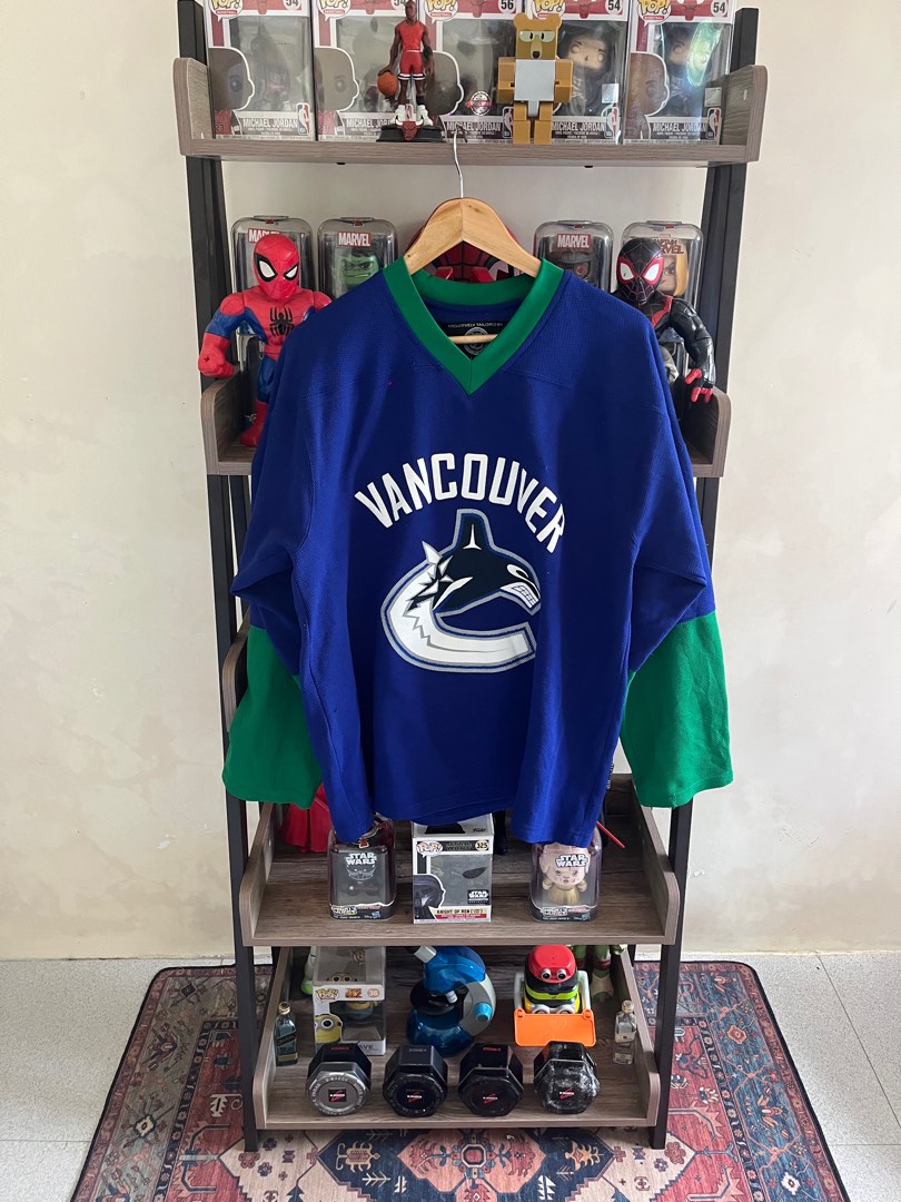 canucks hockey jersey