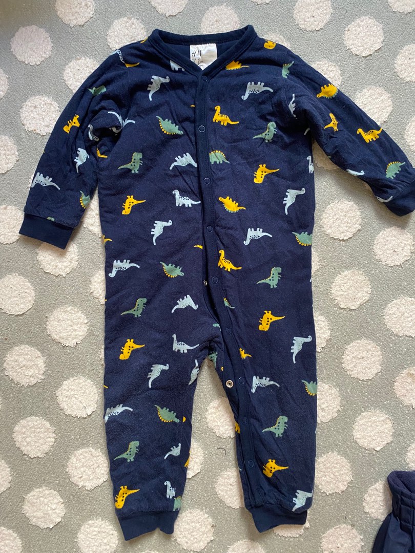 H&m best sale footed pajamas