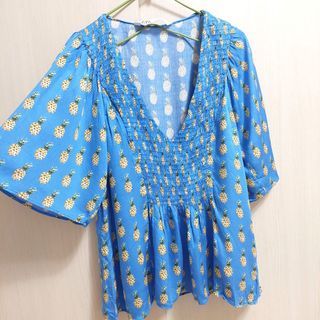 ZARA*夏季♡鳳梨滿版。抓皺車皺。渡假風造型上衣