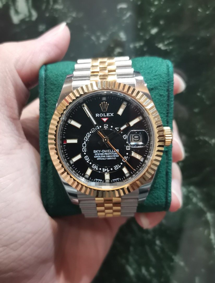 2022 Rolex Skydweller 42 half gold black jubilee 326933 (Category: Watches) located in Singapore. Submitted by hengwatch (Listing ID 1256072957, Image 1). Description: Rolex Skydweller 42 half gold black dial Jubilee bracelet Model number 326933 Very Mint condition With some factory stickers intact Comes with Box and cert dated 2022 With white hang tag with matching serial number 5 year rolex agent warranty Selling for $25500 Hsbc and standard ch