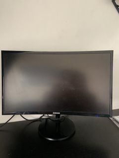 FOR SALE 24" CURVED MONITOR