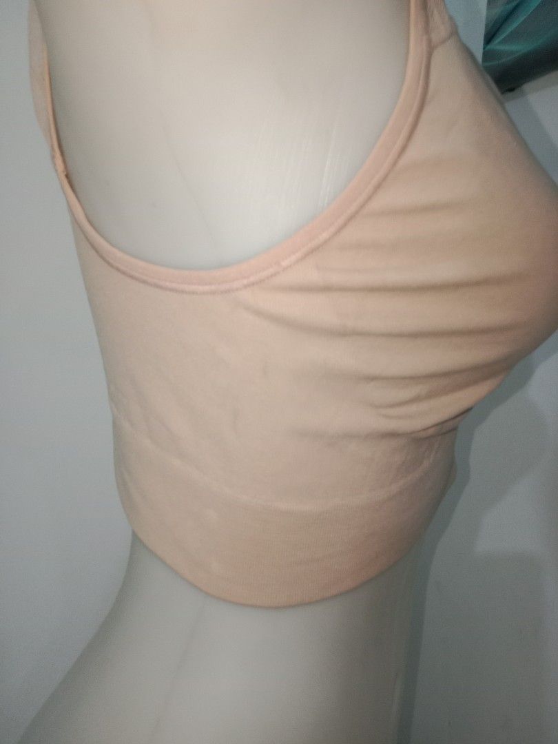 2xl Hanes shaping bra, Women's Fashion, Undergarments & Loungewear on  Carousell