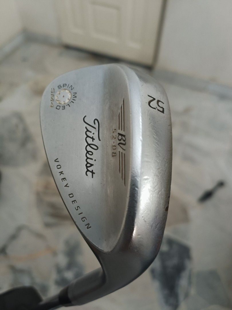 Titleist 52 on sale