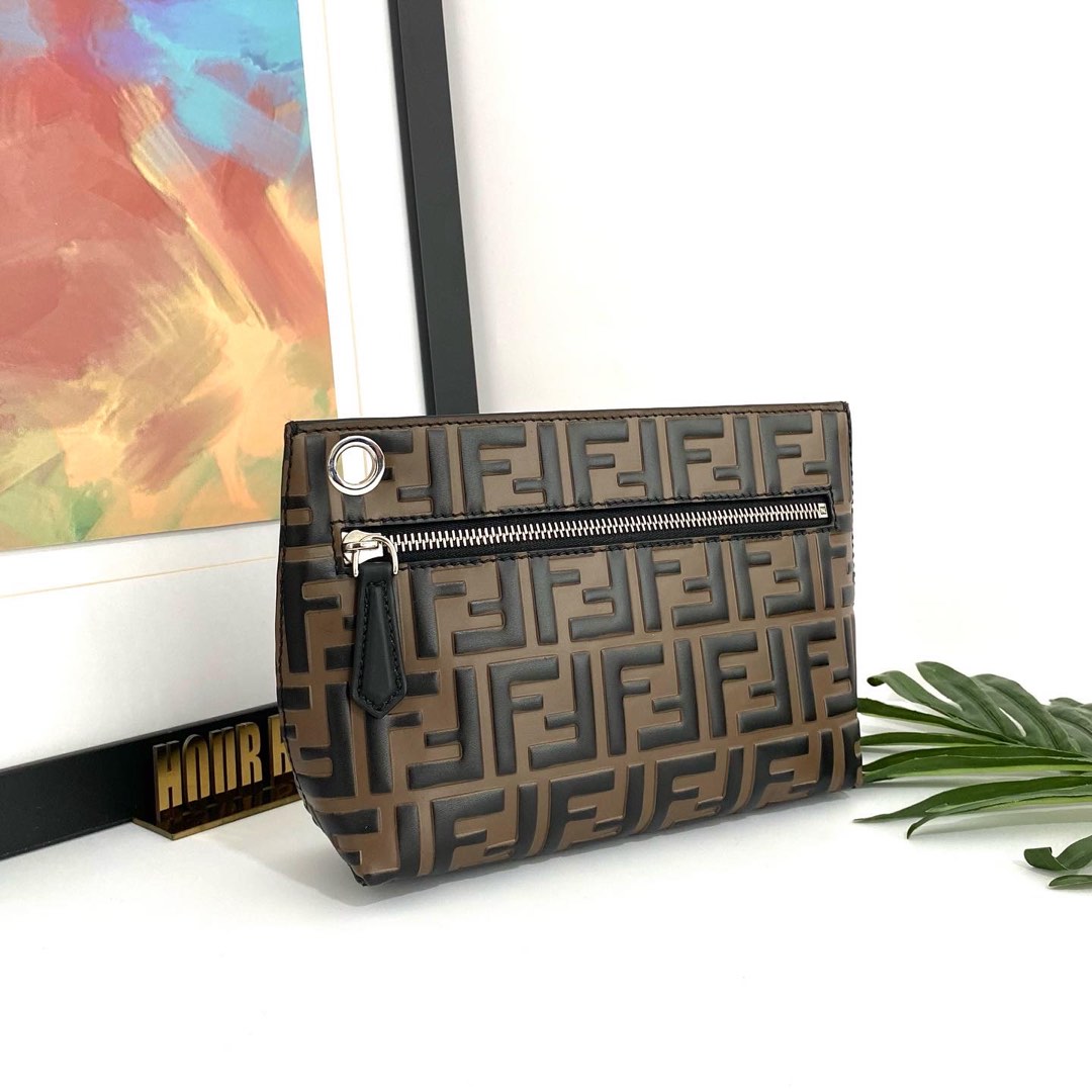 Fendi outlet pyramid pouch