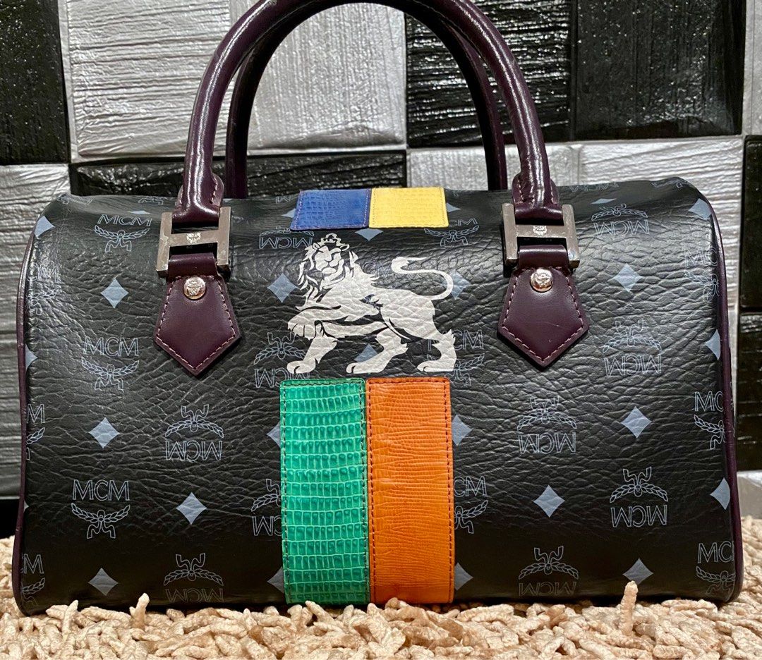 Mcm lion bag shop