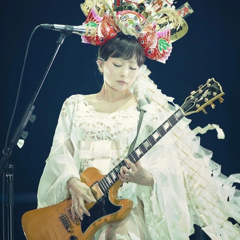 🎼椎名林檎Live Blu-ray DVD 「椎名林檎と彼奴等と知る諸行無常」 初回 