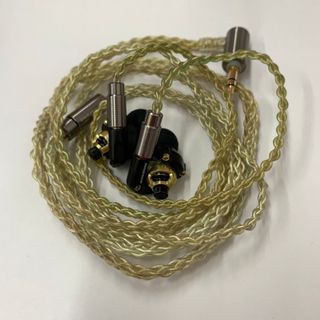 （分類：）位於 。 由 UncleManGo 提交（商品編號 1256070398，圖片 1）。簡介： 。