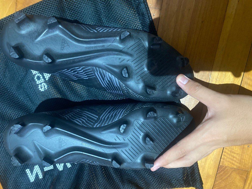 Adidas nemeziz top laceless
