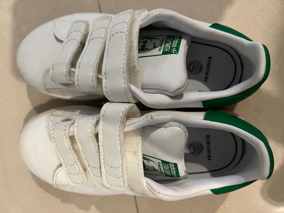 Kids wearing store stan smith