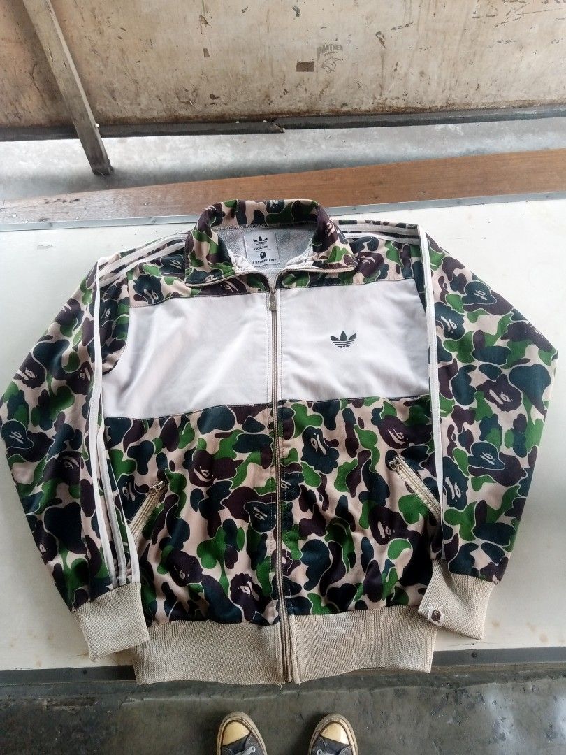 Adidas x best sale bape harga