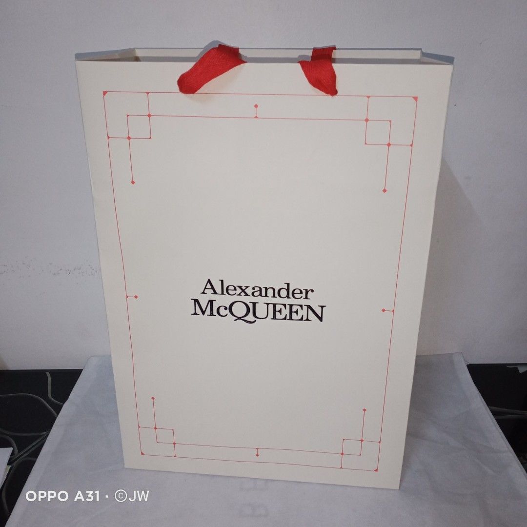 Alexander mcqueen paper hotsell bag
