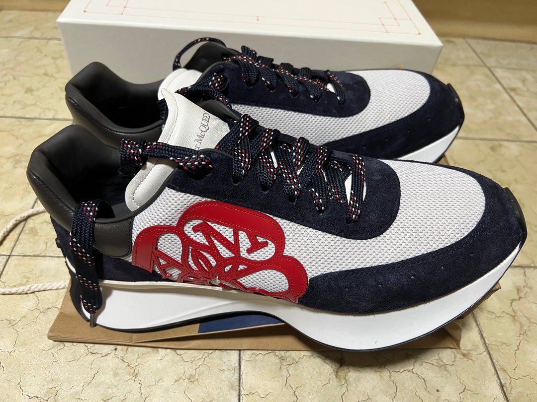 Alexander mcqueen shop mens runners