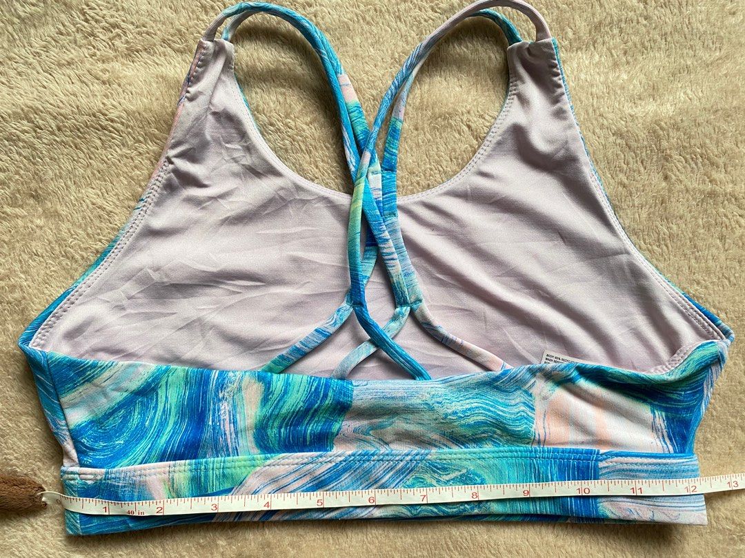All in motion sports bra, Women's Fashion, Activewear on Carousell