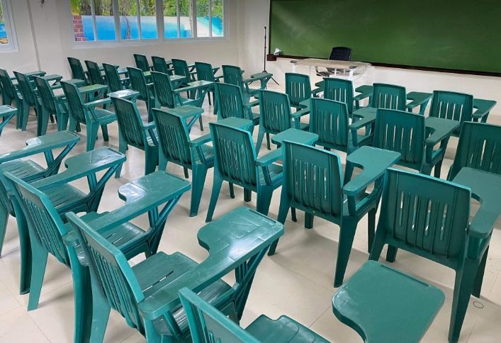 ALLIED LEFT & RIGHT HANDED SCHOOL CHAIRS (Category: Chairs) located in Quezon City. Submitted by uno_store (Listing ID 1255969010, Image 3). Description: !! GRAND SALE - SCHOOL CHAIRS !! !! ALLIED - SCHOOL LEFT & RIGHT HANDED CHAIRS !! B I G ✅ D I S C O U N T ✅ F O R ✅ B U L K ✅ O R D E R S 💯 % 💯 % 💯 % 💯 % 💯 % 💯 % ‼️ 💯 % SALE ‼️ 💯 % AUTHENTIC ALLIED CHAIRS OPEN FOR WHOLESALE/RETAIL/SUPPLIER ✅Left and Right Allied School chairs always bran