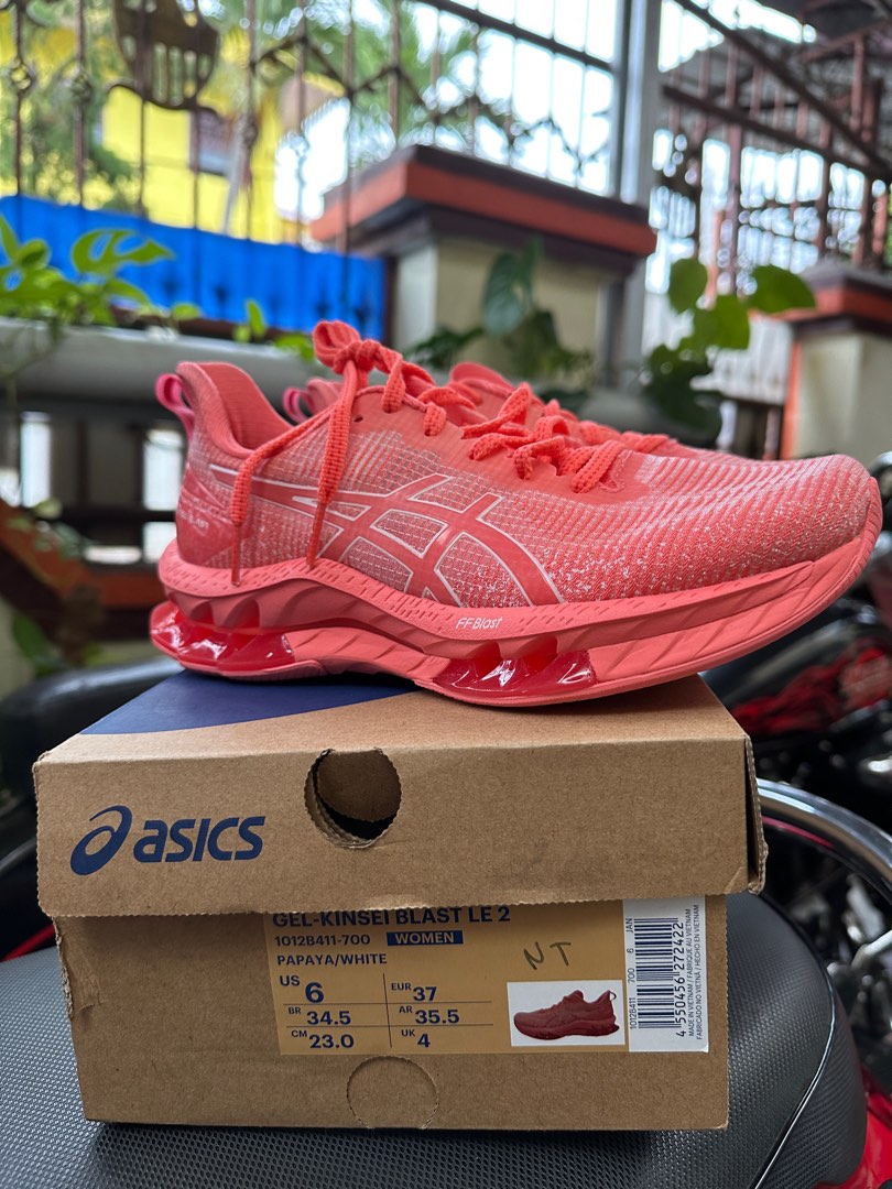 Asics Gel Kinsei Blast LE 2, Fesyen Wanita, Sepatu di Carousell