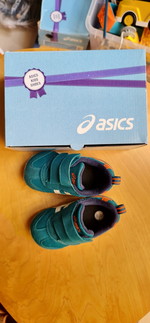 asics toddler shoes size 9