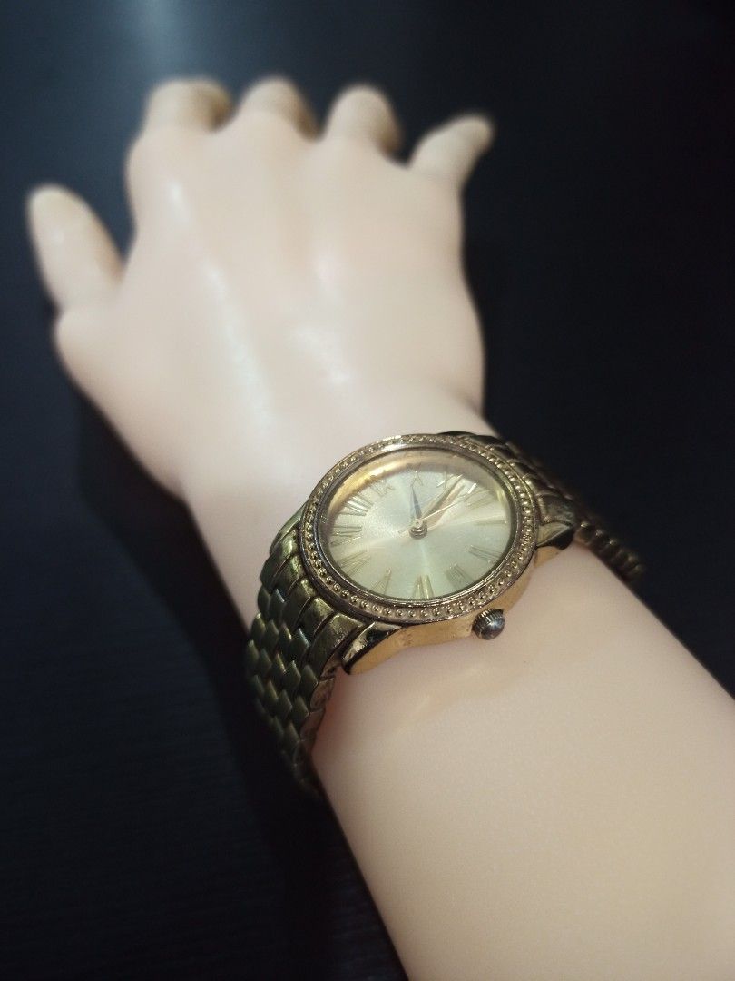 AVON Ladies watch quartz japan