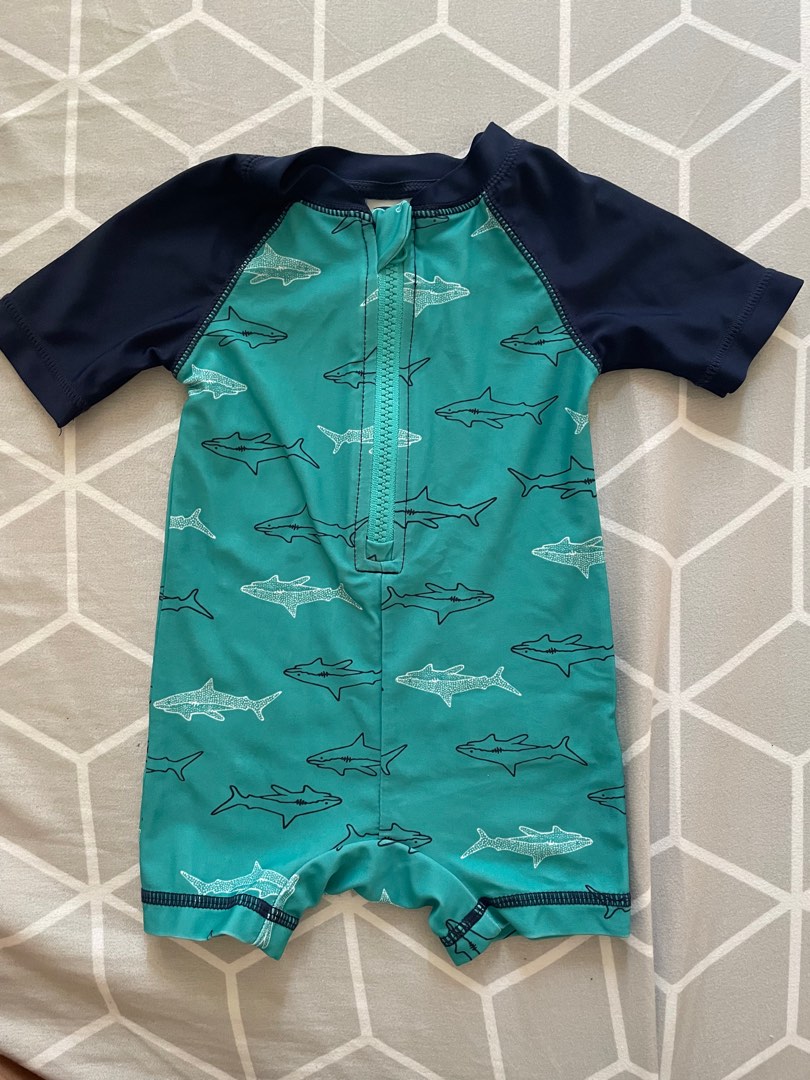 Baby Rashguard 36mos, Babies & Kids, Babies & Kids Fashion on Carousell