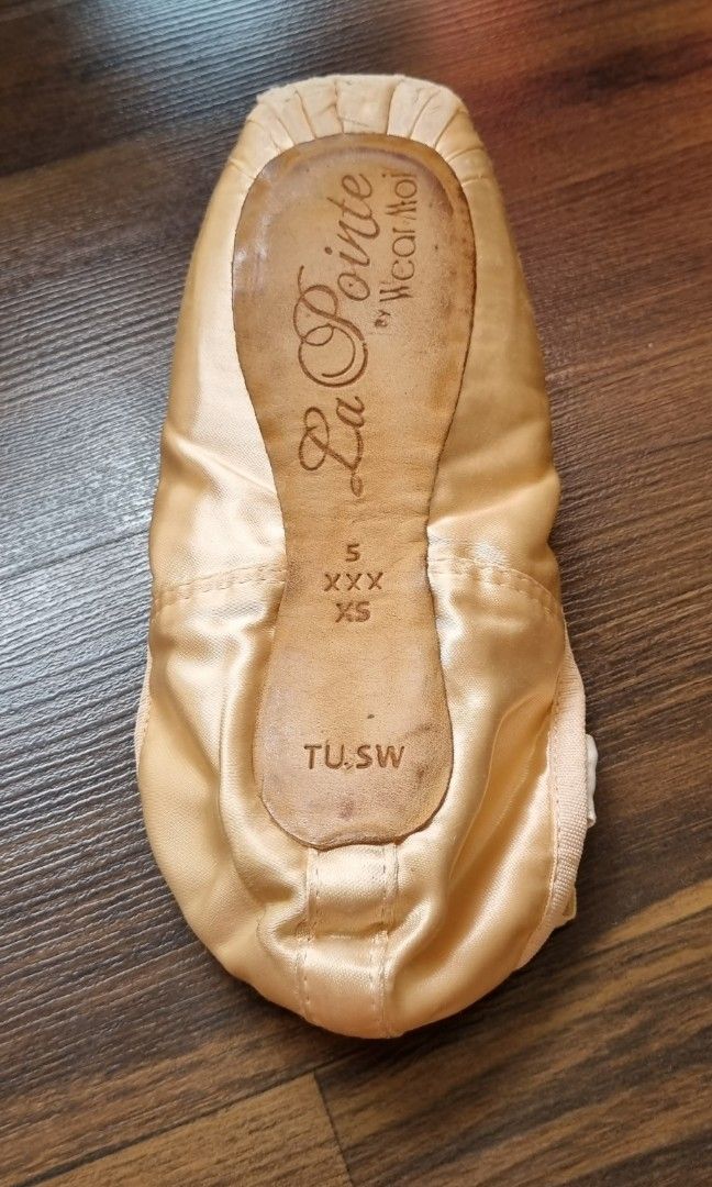 Ballet shoes tu sales