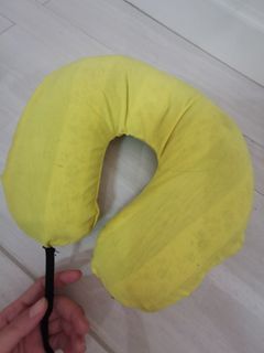 Bantal Leher