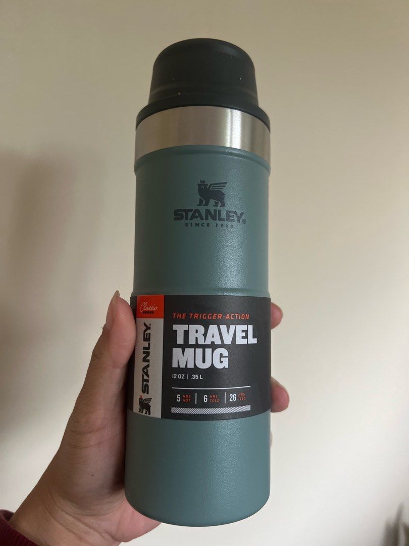 Stanley Classic Trigger Action Travel Mug 12 oz 0.35L MATTE BLACK