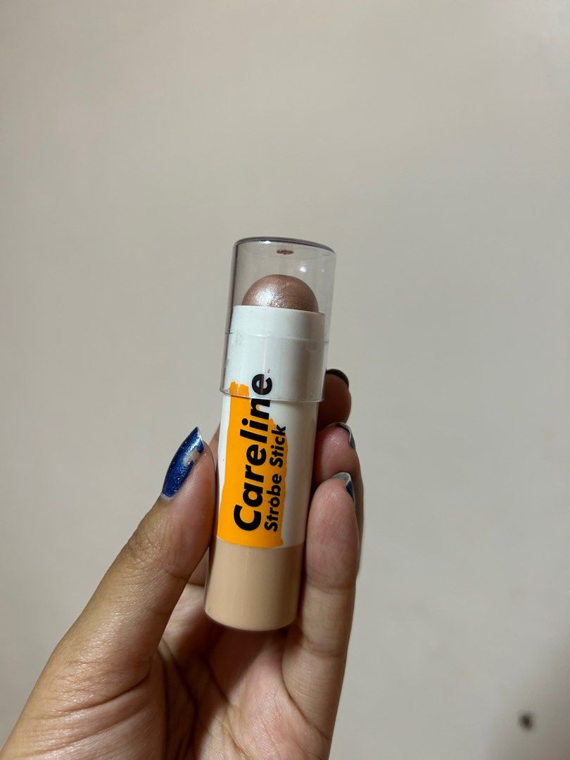 Bronzer Highlighter Strobe stick (Category: Makeup) located in Quezon City. Submitted by alozada48 (Listing ID 1255944335, Image 3). Description: Unused. Opened to swatch lang yung Milani & Careline. Maybelline still with seal. Original prices are: Milani - ₱900 Maybelline Chrome - ₱575 Careline - ₱220.