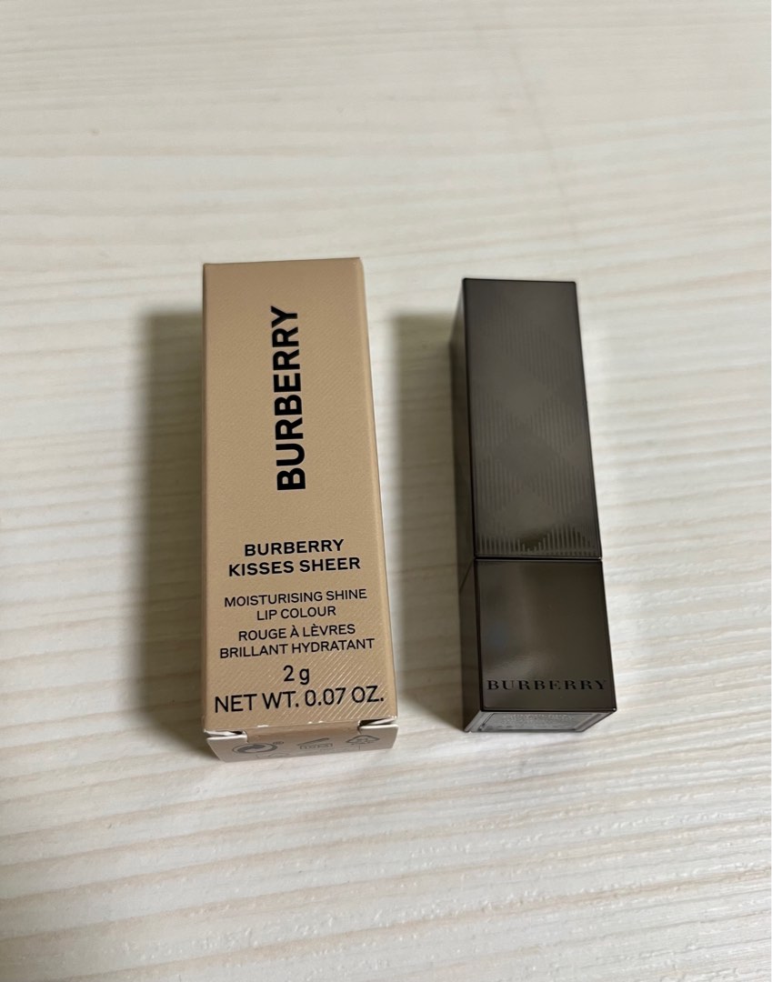 Burberry kisses sheer 253 top