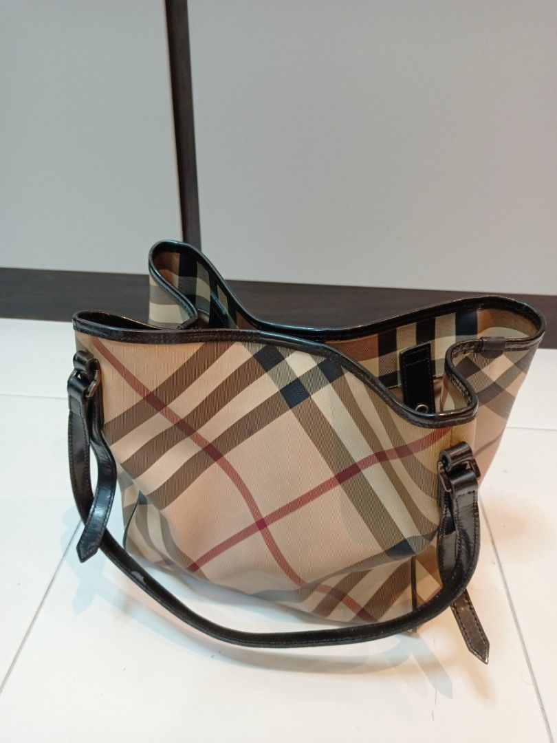 Burberry Nova Check Small Pochette Bag in PVC Leather, Luxury, Bags &  Wallets on Carousell
