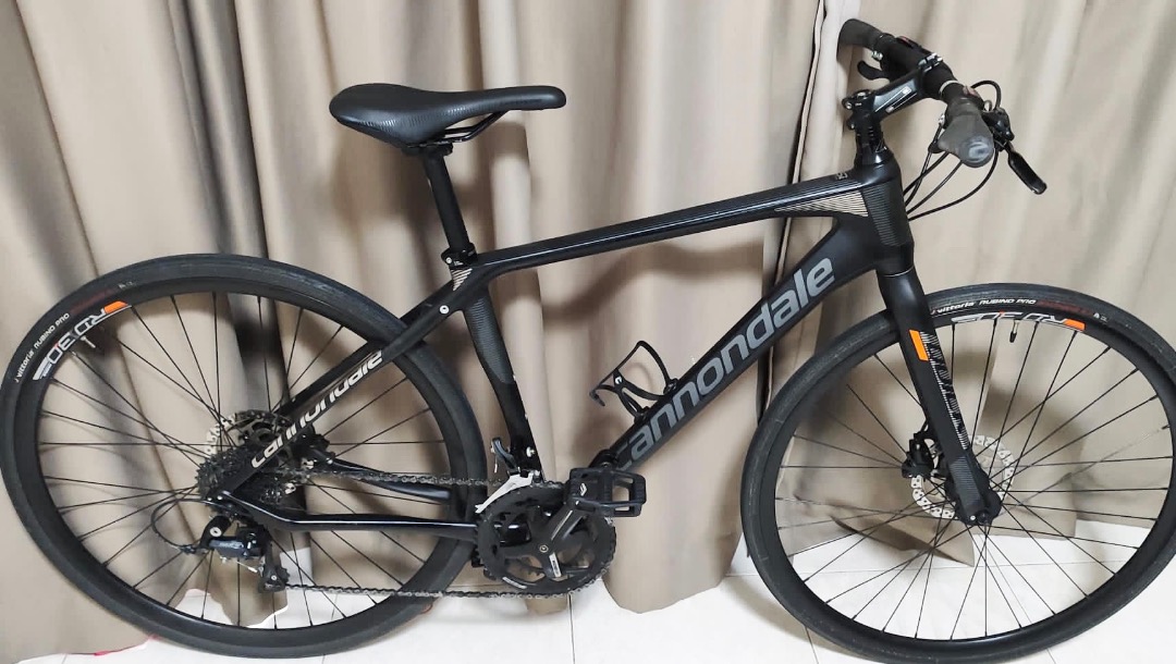 Cannondale Quick Carbon Hybrid road bike flatbar