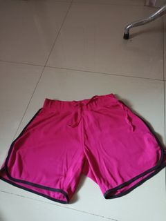 Celana Pendek Pink