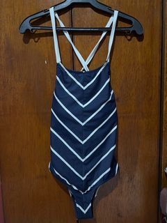 (Category: ) located in . Submitted by shopwithstyle_ (Listing ID 1256033928, Image 1). Description: .