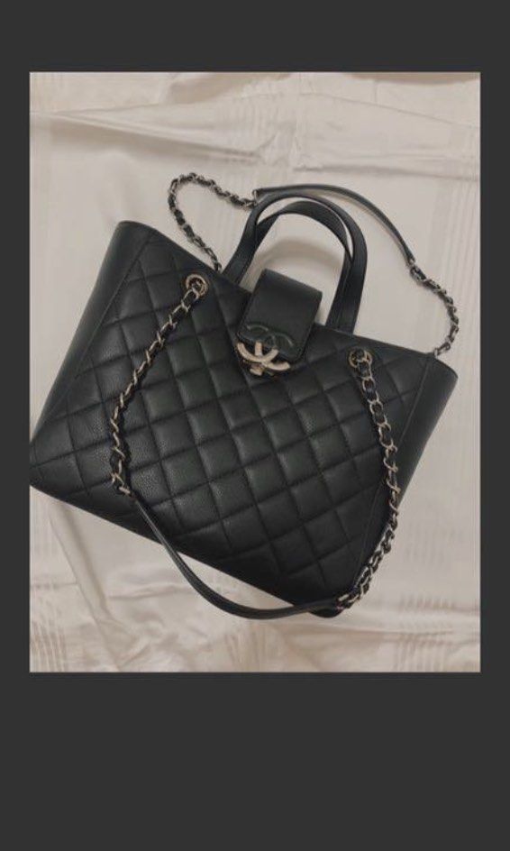 CHANEL Caviar Quilted Small CC Box Shopping Tote Black | FASHIONPHILE