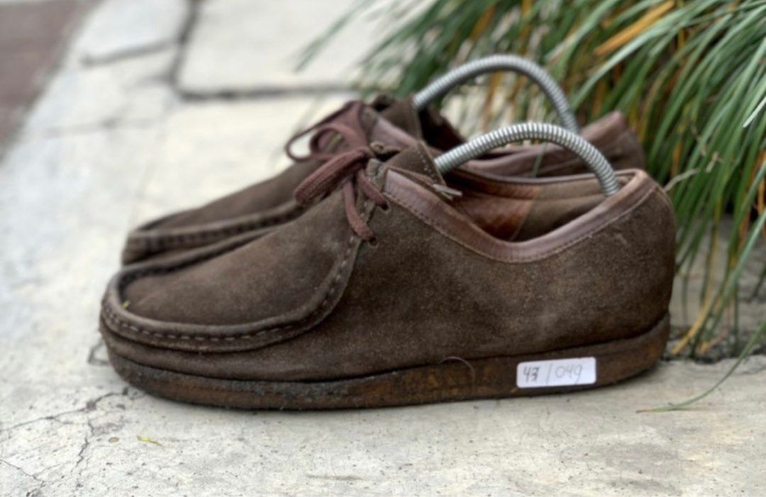Clarks Wallabee Brown Suede Size 43 Original Authentic 100 Sepatu Formal Semi Formal Footwear Shoes Like New Shoe Second Alas Kaki Bekas Preloved 2nd Pre Loved Cokelat Coklat Fesyen Pria Sepatu