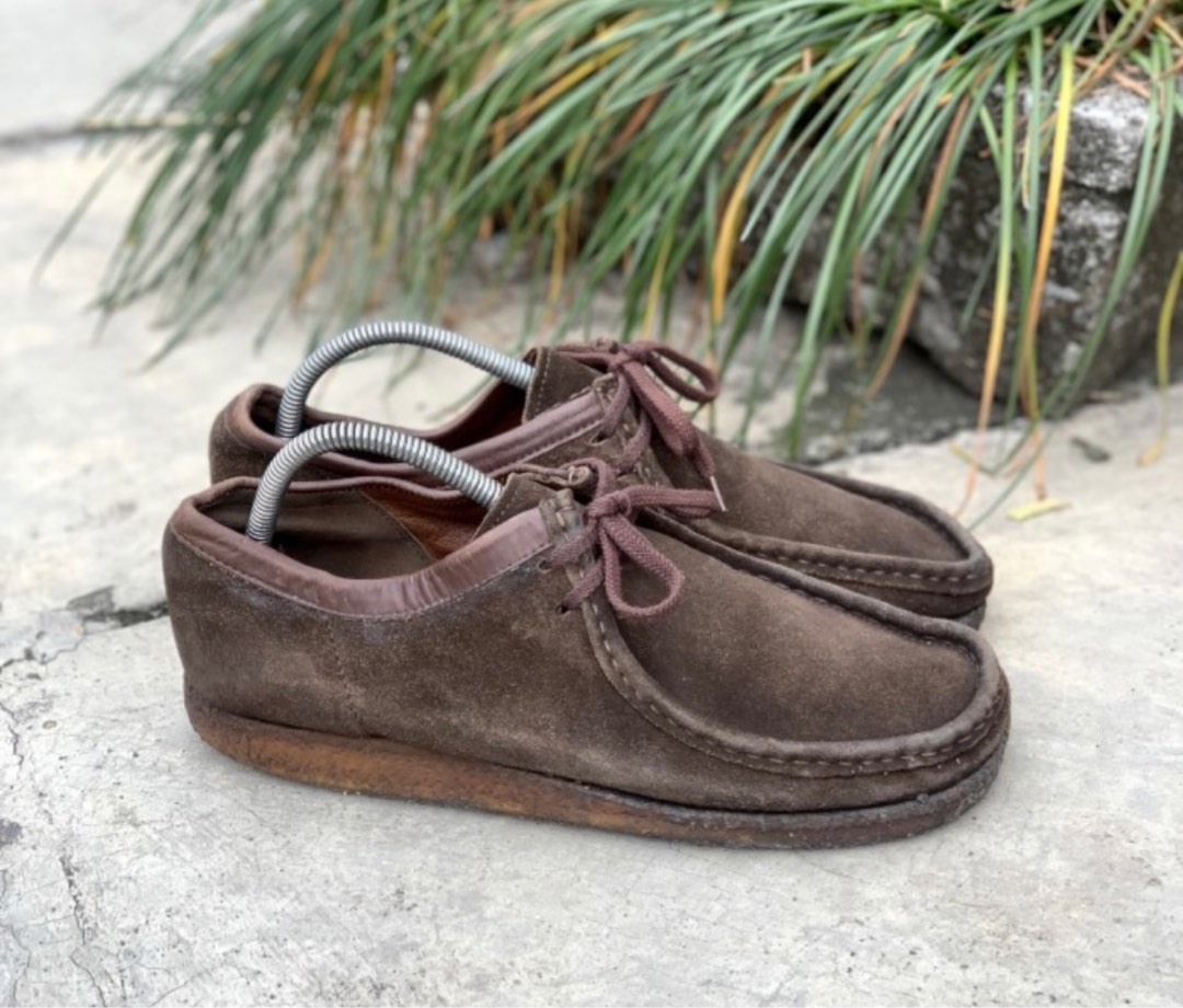 Clarks Wallabee Brown Suede Size 43 Original Authentic 100 Sepatu Formal Semi Formal Footwear Shoes Like New Shoe Second Alas Kaki Bekas Preloved 2nd Pre Loved Cokelat Coklat Fesyen Pria Sepatu