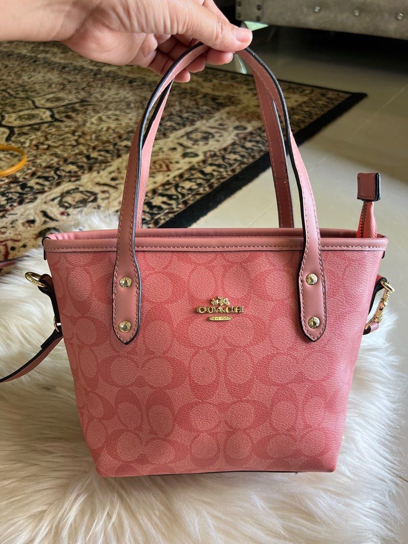 Coach tote mini 9 hotsell