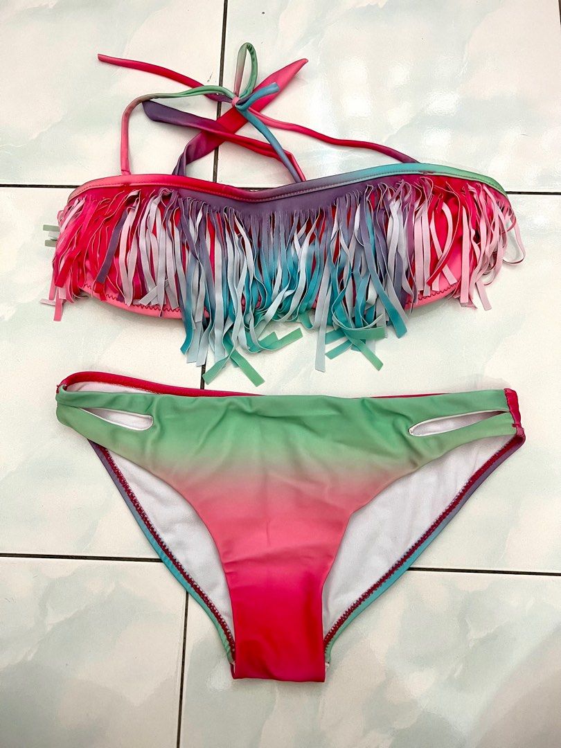 Colorful bikini, Women's Fashion, Swimwear, Bikinis & Swimsuits on ...