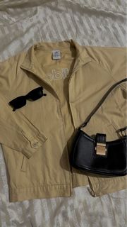 (Category: ) located in . Submitted by aisyh.preloved2 (Listing ID 1256088724, Image 1). Description: .