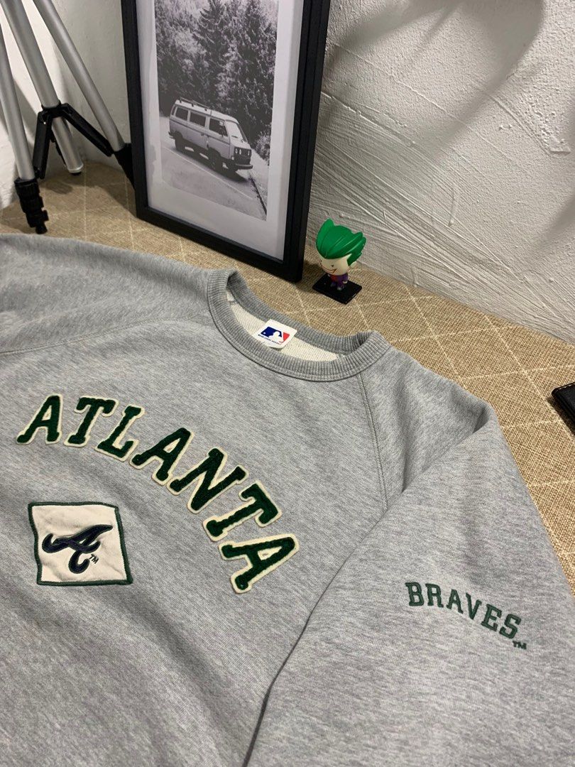 Atlanta Braves MLB Vintage Crewneck, Looking For on Carousell