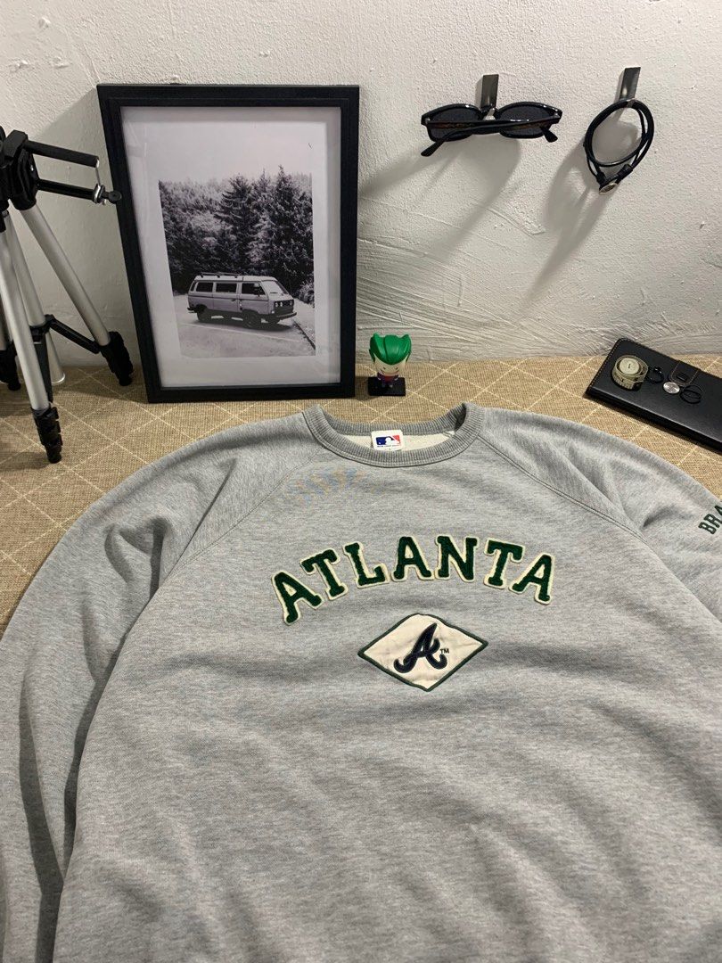 Atlanta Braves MLB Vintage Crewneck, Looking For on Carousell